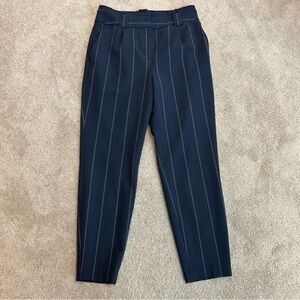 Express navy blue pinstripe tapered ankle length pants women's Sz 6 high-rise